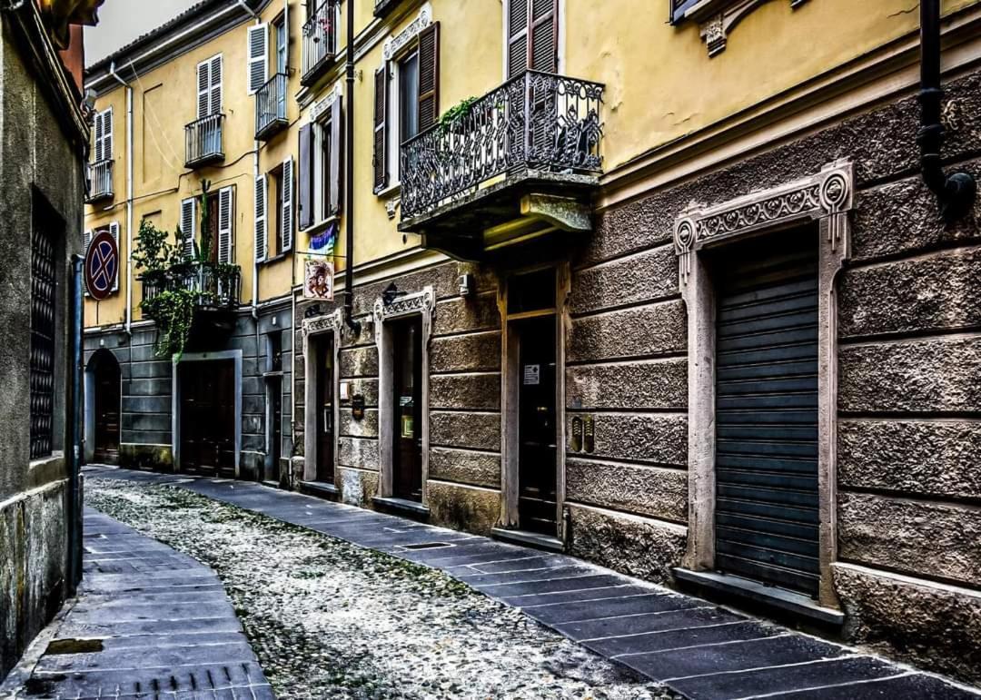 Appartamento In Centro Storico Asti Eksteriør billede